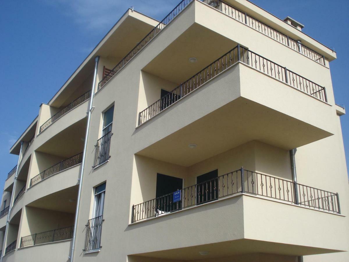 Appartement "Noni" Donji Okrug  Exterior photo